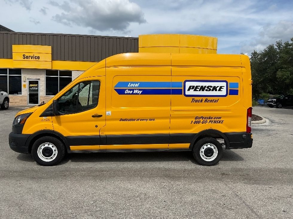 Cargo Van (Panel Van)-Light and Medium Duty Trucks-Ford-2023-Transit 250-Tampa-FL-40,564\n\t\tmiles-$ 43,250 - Image 4