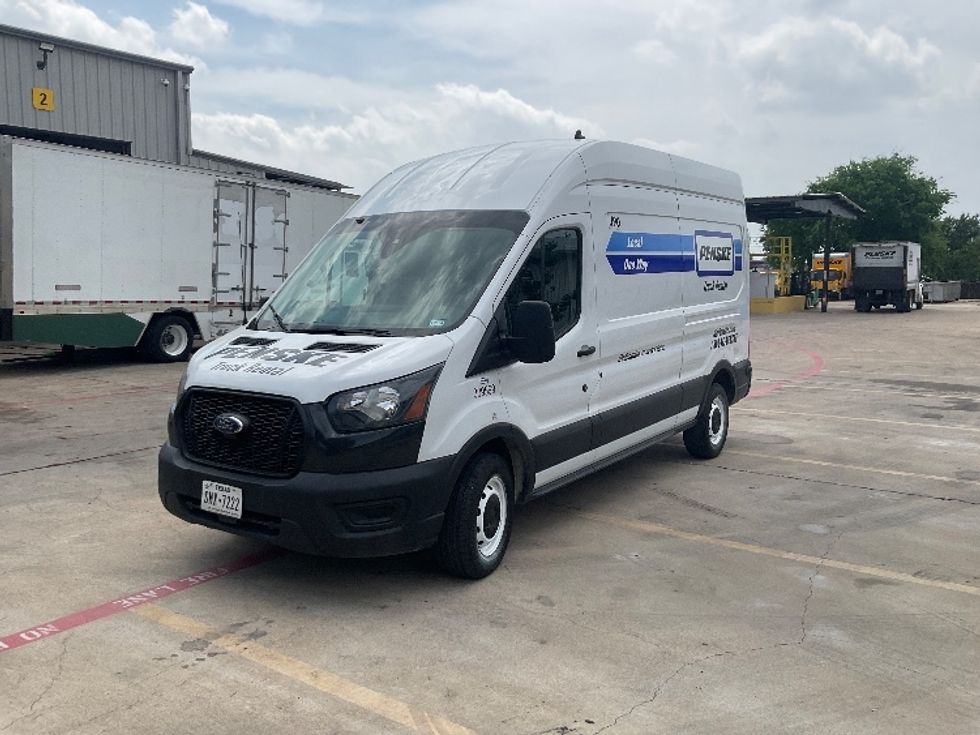 Cargo Van (Panel Van)-Light and Medium Duty Trucks-Ford-2023-Transit 250-Temple-TX-38,608\n\t\tmiles-$ 46,500 - Image 3
