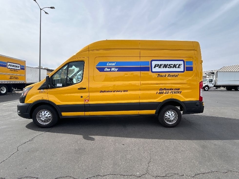 Cargo Van (Panel Van)-Light and Medium Duty Trucks-Ford-2023-Transit 250-Torrance-CA-18,031\n\t\tmiles-$ 54,000 - Image 4