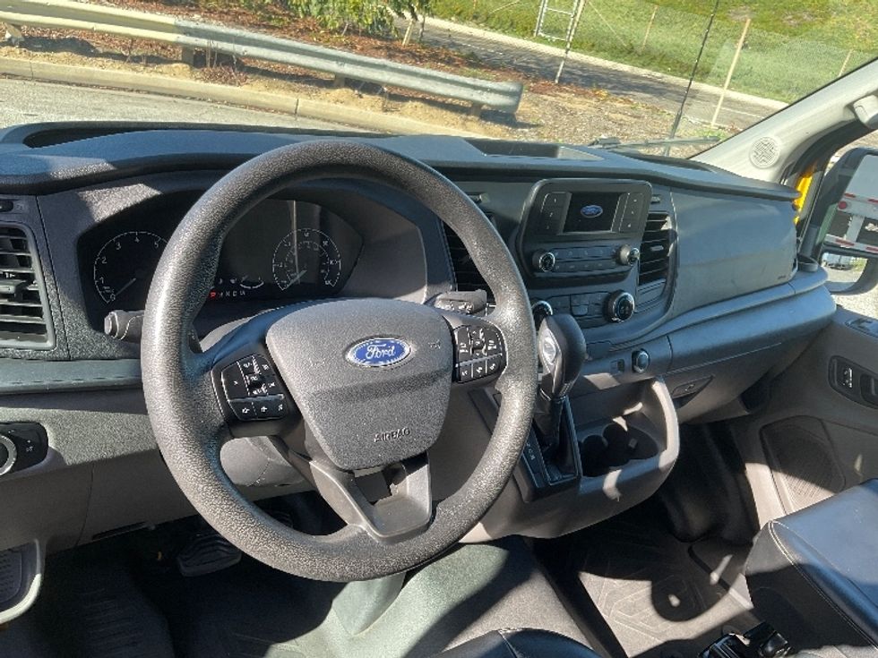 Cargo Van (Panel Van)-Light and Medium Duty Trucks-Ford-2023-Transit 250-Torrance-CA-48,373\n\t\tmiles-$ 41,000 - Image 17