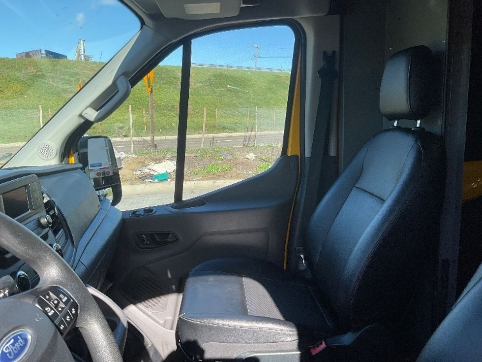 Cargo Van (Panel Van)-Light and Medium Duty Trucks-Ford-2023-Transit 250-Torrance-CA-48,373\n\t\tmiles-$ 41,000 - Image 19