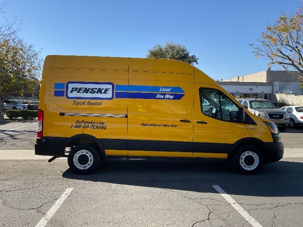 Cargo Van (Panel Van)-Light and Medium Duty Trucks-Ford-2023-Transit 250-Torrance-CA-55,272\n\t\tmiles-$ 49,000 - Image 15