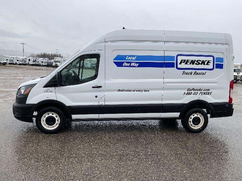 Cargo Van (Panel Van)-Light and Medium Duty Trucks-Ford-2023-Transit 250-Traverse City-MI-66,050\n\t\tmiles-$ 43,000 - Image 4