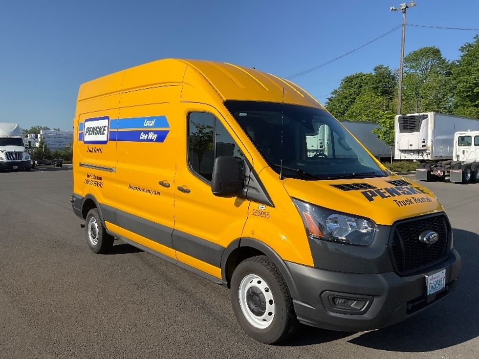 Cargo Van (Panel Van)-Light and Medium Duty Trucks-Ford-2023-Transit 250-Tukwila-WA-30,990\n\t\tmiles-$ 43,250 - Image 1