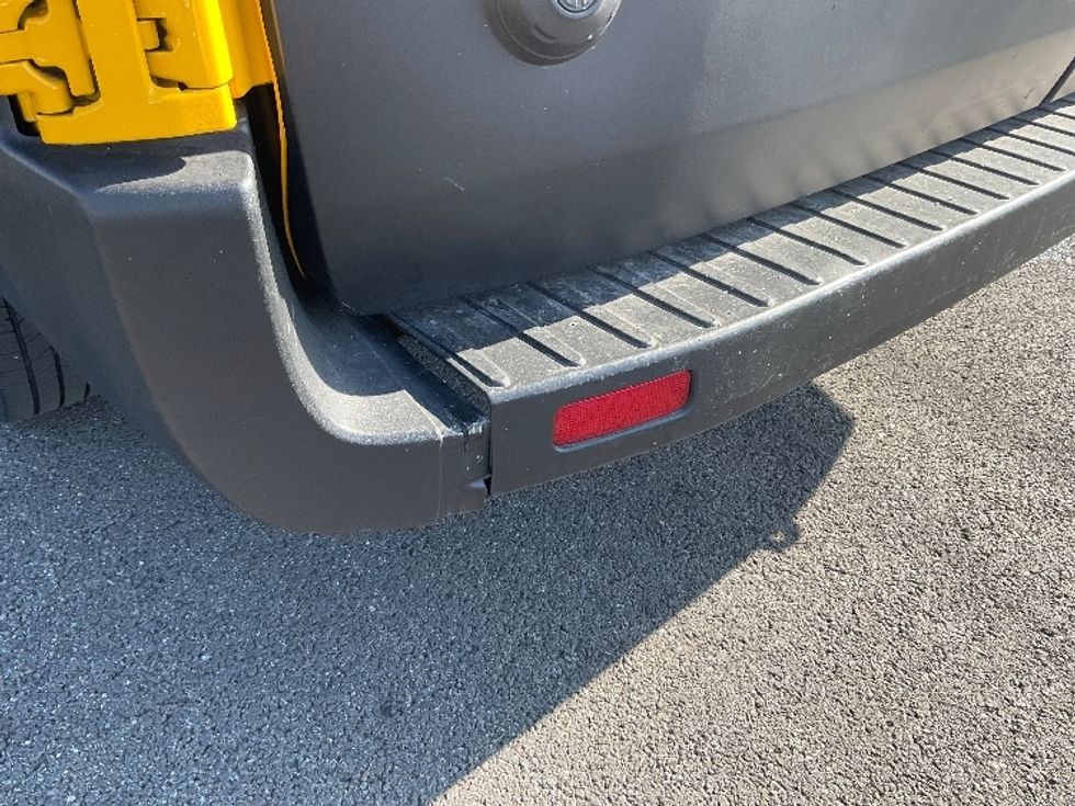 Cargo Van (Panel Van)-Light and Medium Duty Trucks-Ford-2023-Transit 250-Tukwila-WA-30,990\n\t\tmiles-$ 43,250 - Image 22