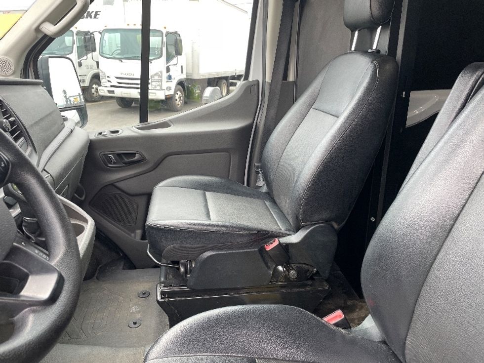 Cargo Van (Panel Van)-Light and Medium Duty Trucks-Ford-2023-Transit 250-Tukwila-WA-45,243\n\t\tmiles-$ 52,250 - Image 18
