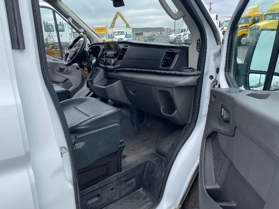 Cargo Van (Panel Van)-Light and Medium Duty Trucks-Ford-2023-Transit 250-Tukwila-WA-45,243\n\t\tmiles-$ 52,250 - Image 19