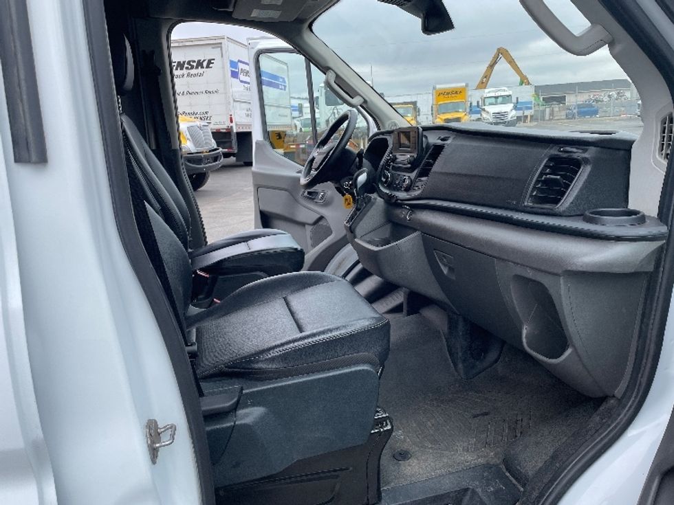 Cargo Van (Panel Van)-Light and Medium Duty Trucks-Ford-2023-Transit 250-Tukwila-WA-45,243\n\t\tmiles-$ 52,250 - Image 21