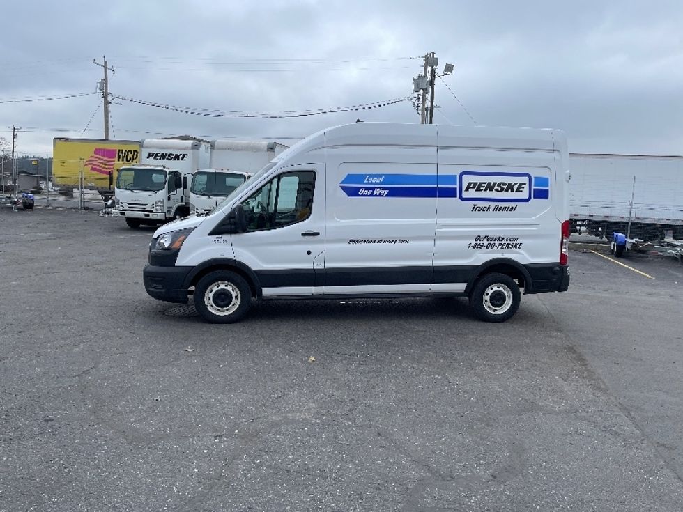 Cargo Van (Panel Van)-Light and Medium Duty Trucks-Ford-2023-Transit 250-Tukwila-WA-45,243\n\t\tmiles-$ 52,250 - Image 4