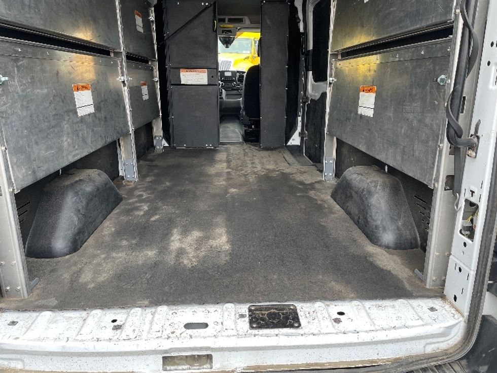 Cargo Van (Panel Van)-Light and Medium Duty Trucks-Ford-2023-Transit 250-Tukwila-WA-45,243\n\t\tmiles-$ 52,250 - Image 9