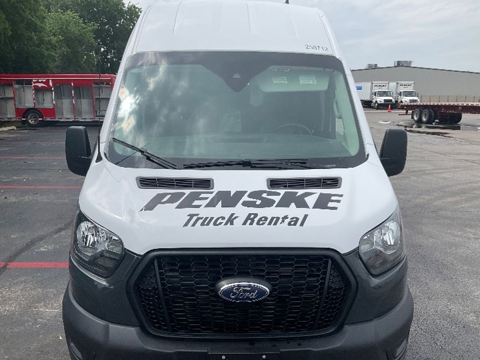 Cargo Van (Panel Van)-Light and Medium Duty Trucks-Ford-2023-Transit 250-Tulsa-OK-82,816\n\t\tmiles-$ 41,500 - Image 2