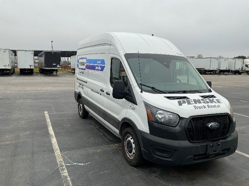 Cargo Van (Panel Van)-Light and Medium Duty Trucks-Ford-2023-Transit 250-Tuscaloosa-AL-73,450\n\t\tmiles-$ 47,000 - Image 1