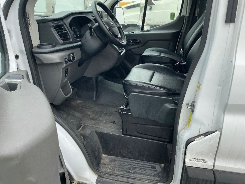 Cargo Van (Panel Van)-Light and Medium Duty Trucks-Ford-2023-Transit 250-Tuscaloosa-AL-73,450\n\t\tmiles-$ 47,000 - Image 15