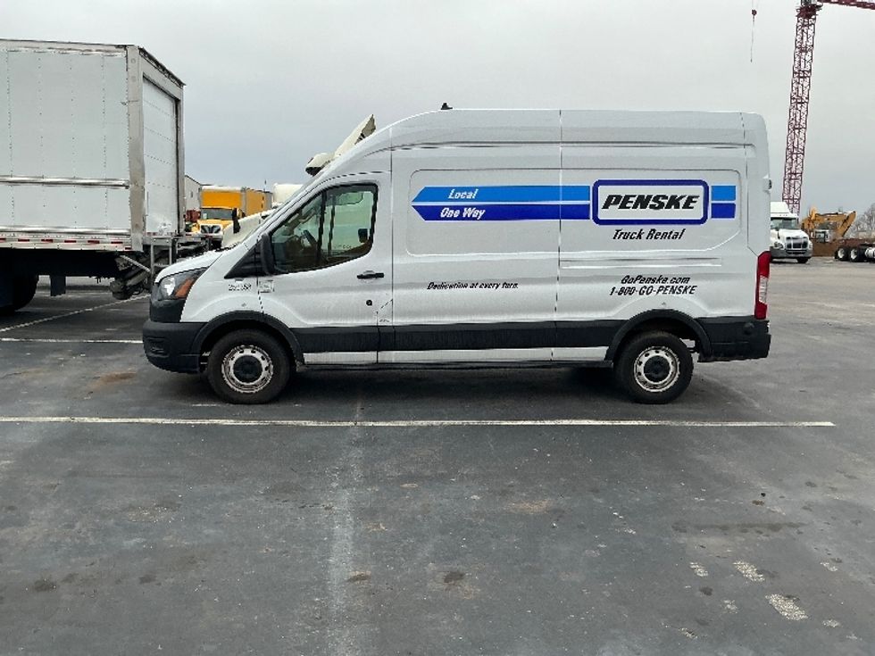 Cargo Van (Panel Van)-Light and Medium Duty Trucks-Ford-2023-Transit 250-Tuscaloosa-AL-73,450\n\t\tmiles-$ 47,000 - Image 4