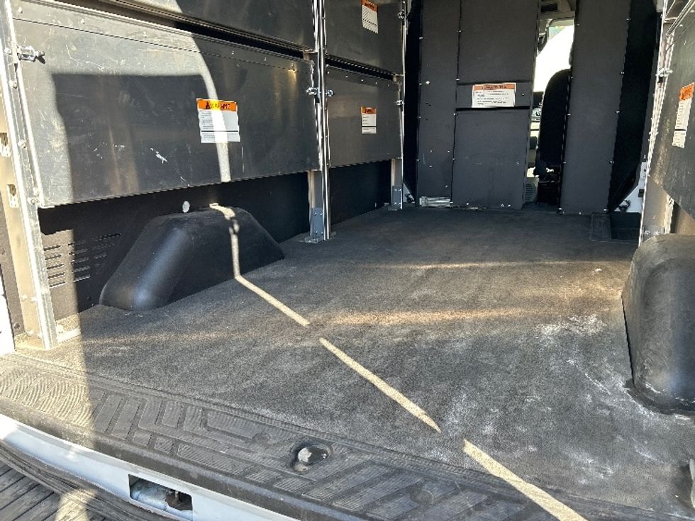 Cargo Van (Panel Van)-Light and Medium Duty Trucks-Ford-2023-Transit 250-Vernon-CA-40,865\n\t\tmiles-$ 48,250 - Image 11