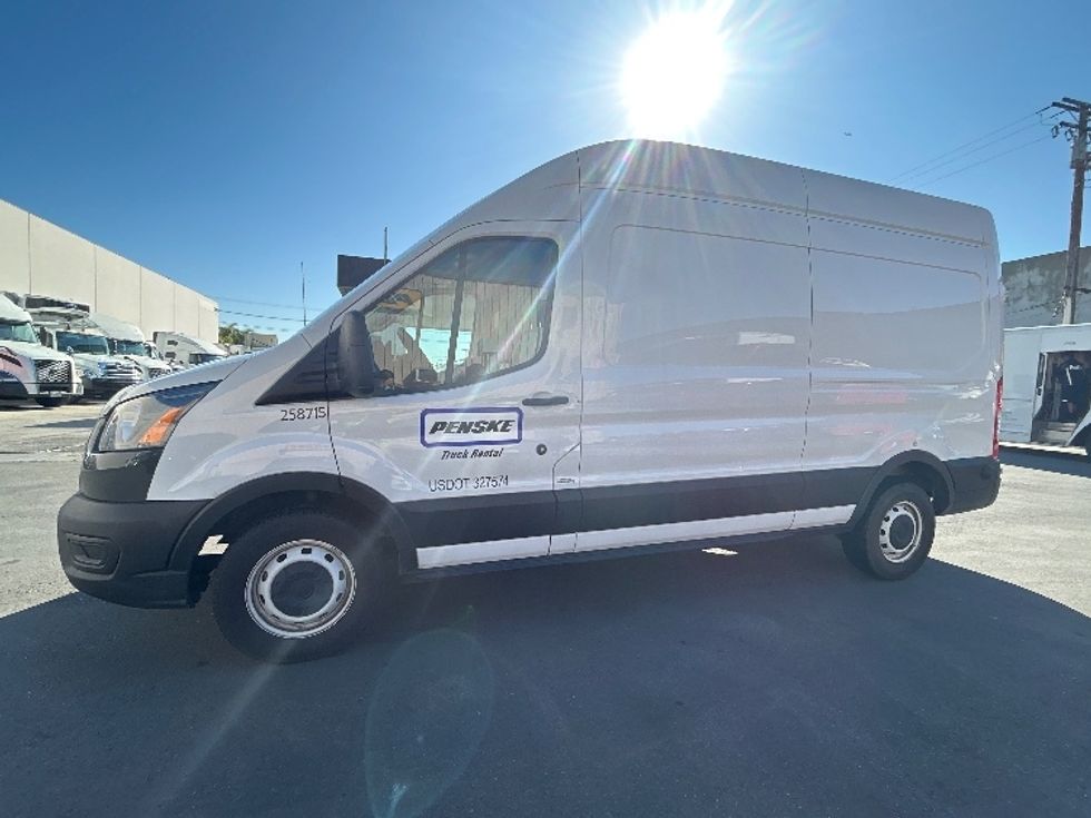 Cargo Van (Panel Van)-Light and Medium Duty Trucks-Ford-2023-Transit 250-Vernon-CA-40,865\n\t\tmiles-$ 48,250 - Image 4