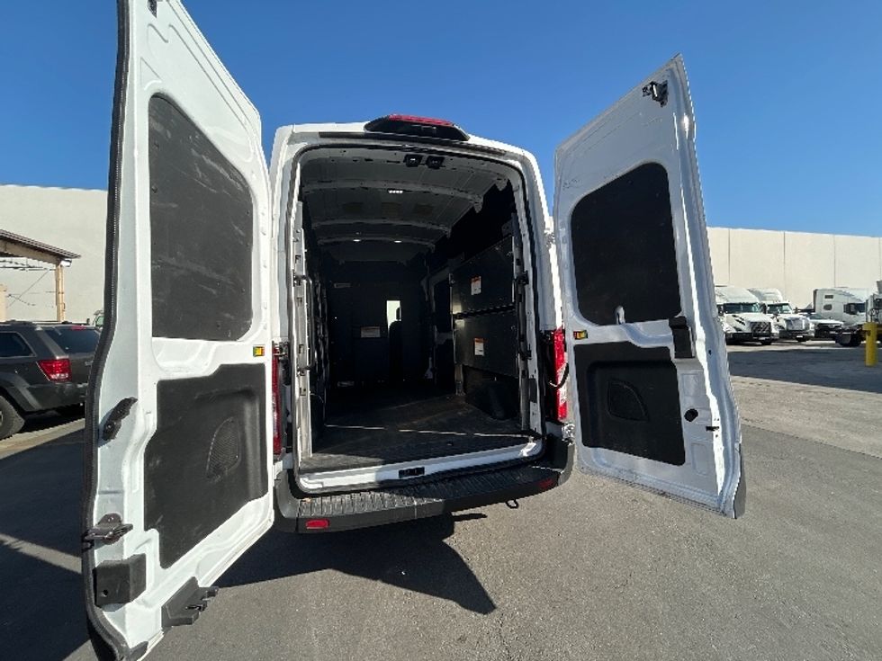Cargo Van (Panel Van)-Light and Medium Duty Trucks-Ford-2023-Transit 250-Vernon-CA-40,865\n\t\tmiles-$ 48,250 - Image 8