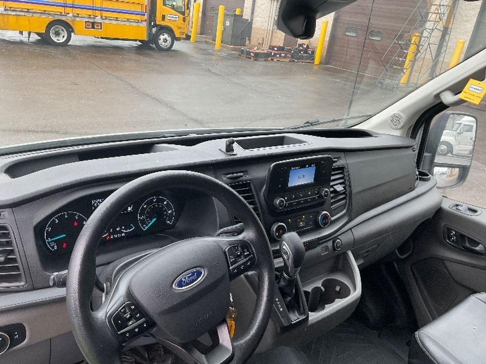 Cargo Van (Panel Van)-Light and Medium Duty Trucks-Ford-2023-Transit 250-Warren-MI-61,896\n\t\tmiles-$ 52,750 - Image 17