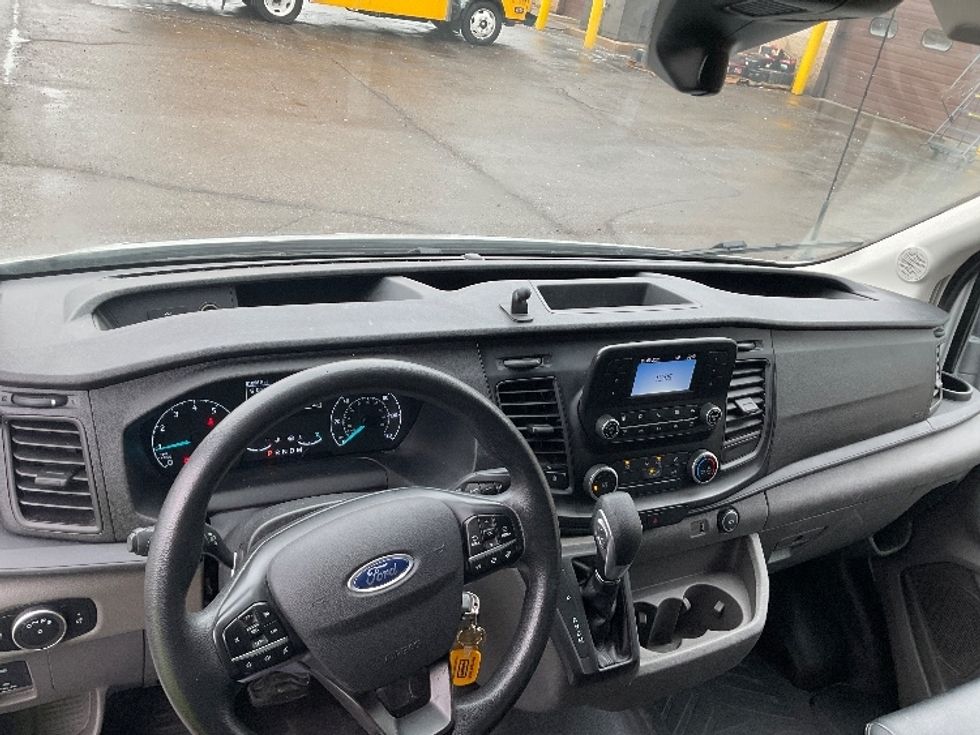 Cargo Van (Panel Van)-Light and Medium Duty Trucks-Ford-2023-Transit 250-Warren-MI-61,896\n\t\tmiles-$ 52,750 - Image 18