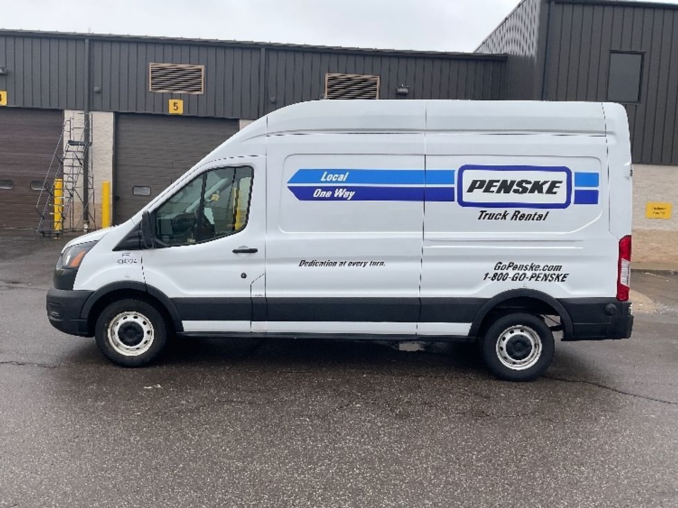 2023 Ford Transit photo 2