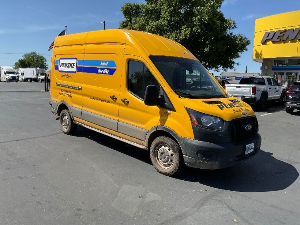 Cargo Van (Panel Van)-Light and Medium Duty Trucks-Ford-2023-Transit 250-West Sacramento-CA-38,355\n\t\tmiles-$ 42,750 - Image 1