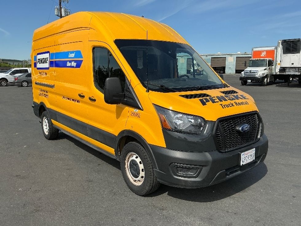 Cargo Van (Panel Van)-Light and Medium Duty Trucks-Ford-2023-Transit 250-West Sacramento-CA-91,280\n\t\tmiles-$ 37,750 - Image 1
