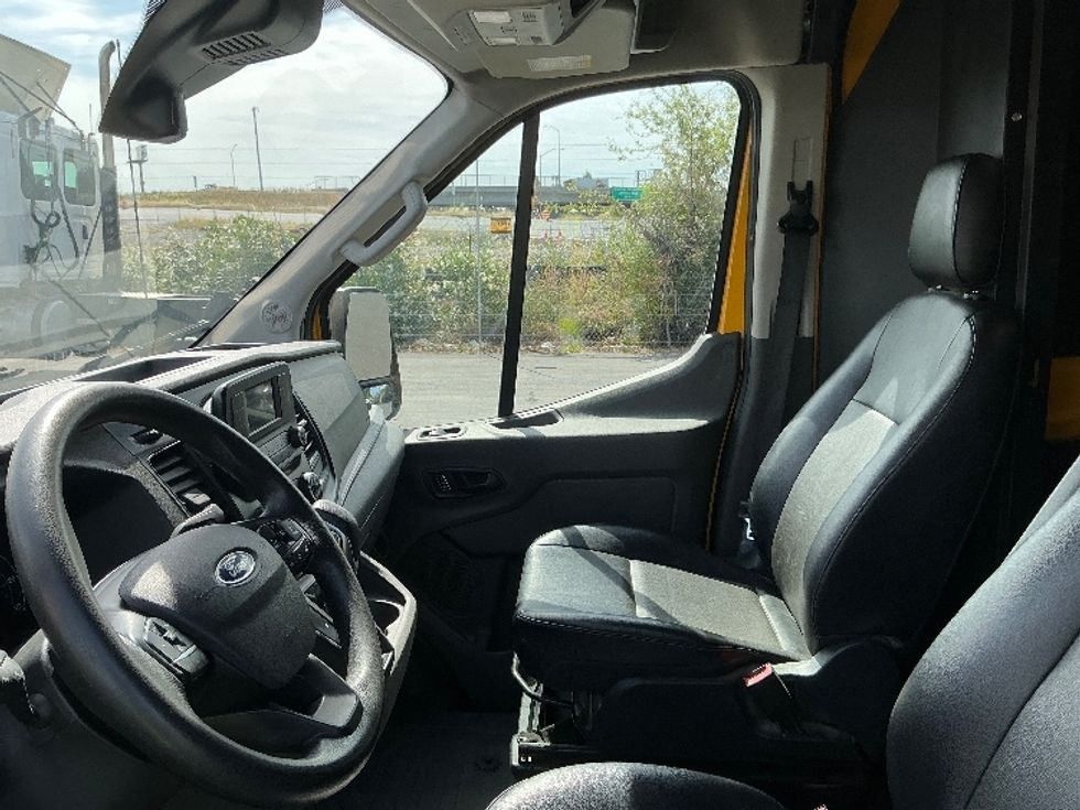 Cargo Van (Panel Van)-Light and Medium Duty Trucks-Ford-2023-Transit 250-West Sacramento-CA-91,280\n\t\tmiles-$ 37,750 - Image 19