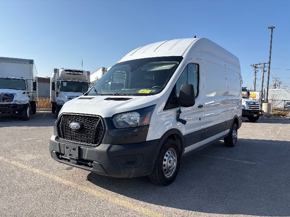 Cargo Van (Panel Van)-Light and Medium Duty Trucks-Ford-2023-Transit 250-West Valley City-UT-114,028\n\t\tmiles-$ 40,250 - Image 3