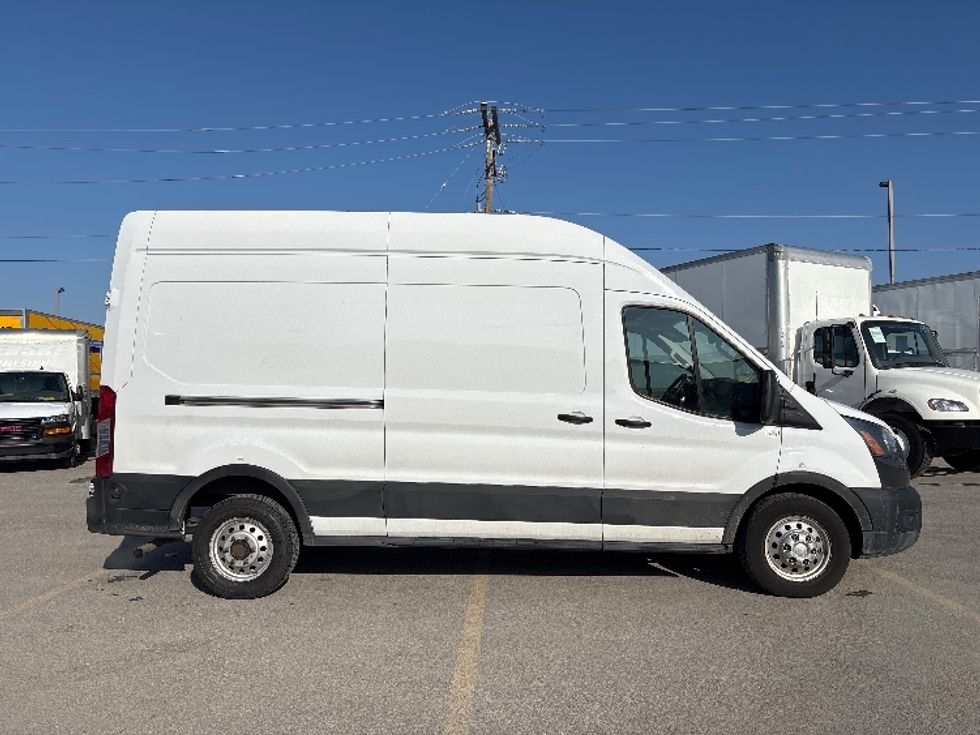 Cargo Van (Panel Van)-Light and Medium Duty Trucks-Ford-2023-Transit 250-West Valley City-UT-114,028\n\t\tmiles-$ 40,250 - Image 14