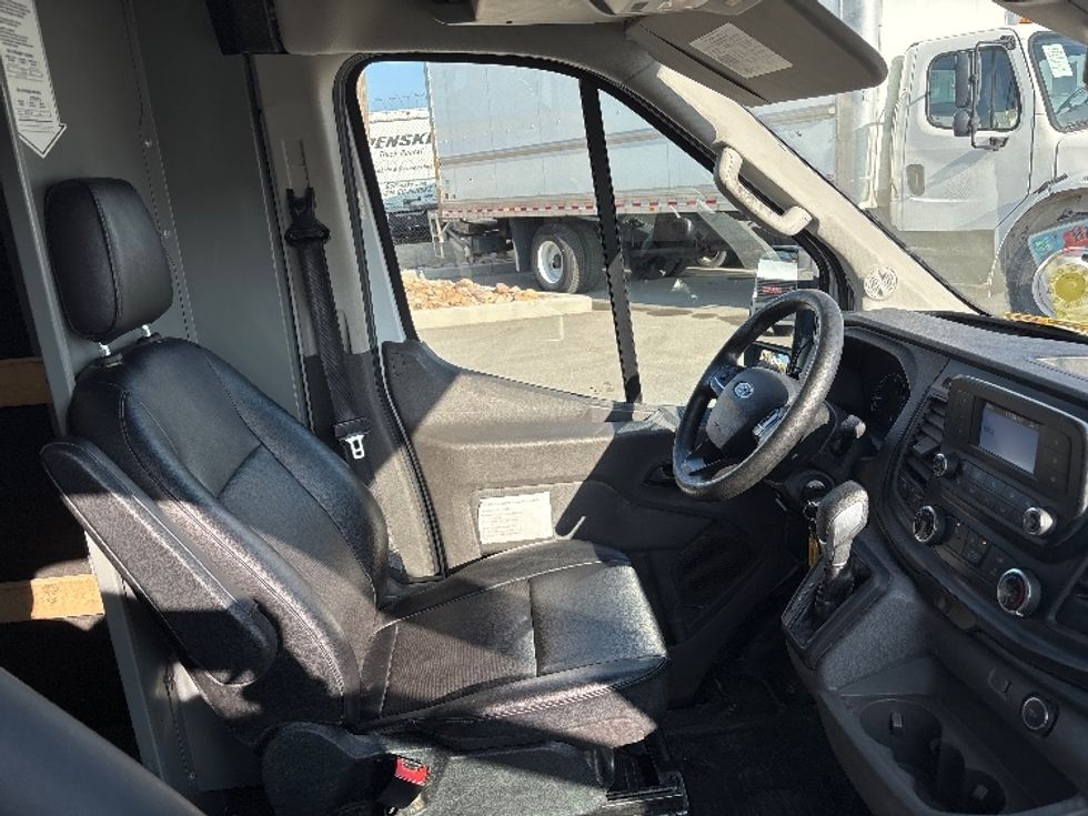 Cargo Van (Panel Van)-Light and Medium Duty Trucks-Ford-2023-Transit 250-West Valley City-UT-114,028\n\t\tmiles-$ 40,250 - Image 21
