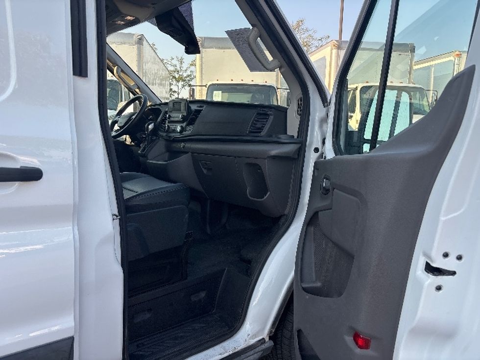 Cargo Van (Panel Van)-Light and Medium Duty Trucks-Ford-2023-Transit 250-West Valley City-UT-67,770\n\t\tmiles-$ 44,000 - Image 19