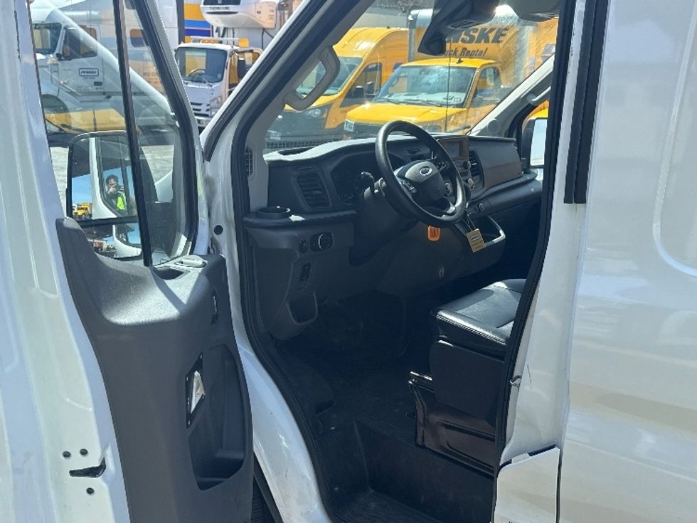 Cargo Van (Panel Van)-Light and Medium Duty Trucks-Ford-2023-Transit 250-Westfield-MA-41,702\n\t\tmiles-$ 44,000 - Image 15