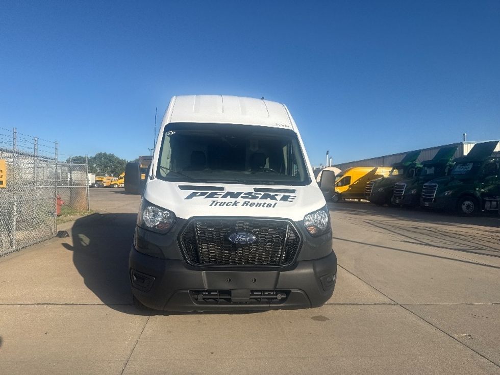 Cargo Van (Panel Van)-Light and Medium Duty Trucks-Ford-2023-Transit 250-Wichita-KS-103,545\n\t\tmiles-$ 36,250 - Image 2