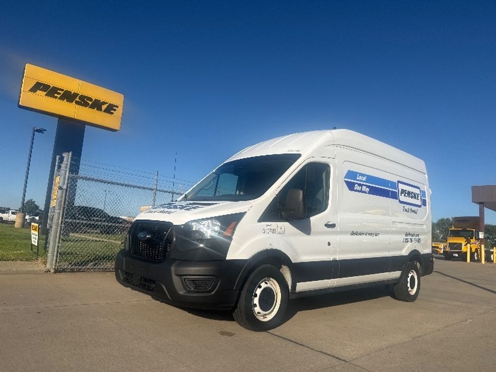 Cargo Van (Panel Van)-Light and Medium Duty Trucks-Ford-2023-Transit 250-Wichita-KS-103,545\n\t\tmiles-$ 36,250 - Image 3