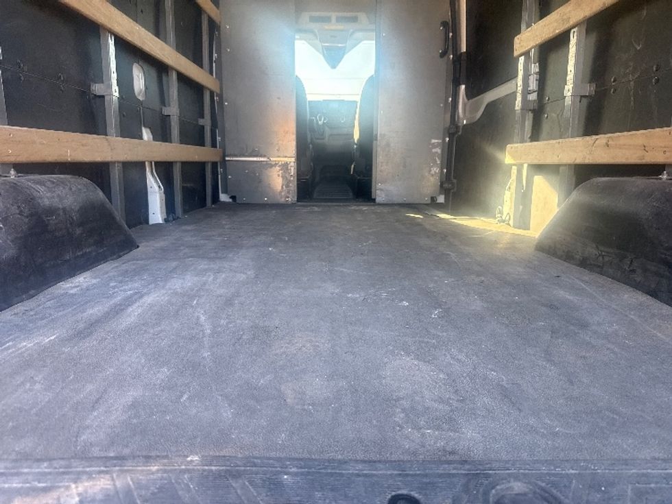 Cargo Van (Panel Van)-Light and Medium Duty Trucks-Ford-2023-Transit 250-Wichita-KS-103,545\n\t\tmiles-$ 36,250 - Image 9