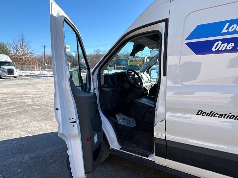 Cargo Van (Panel Van)-Light and Medium Duty Trucks-Ford-2023-Transit 250-Wilkes Barre-PA-65,831\n\t\tmiles-$ 52,250 - Image 14