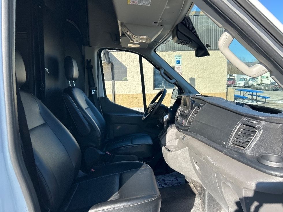 Cargo Van (Panel Van)-Light and Medium Duty Trucks-Ford-2023-Transit 250-Wilkes Barre-PA-65,831\n\t\tmiles-$ 52,250 - Image 20