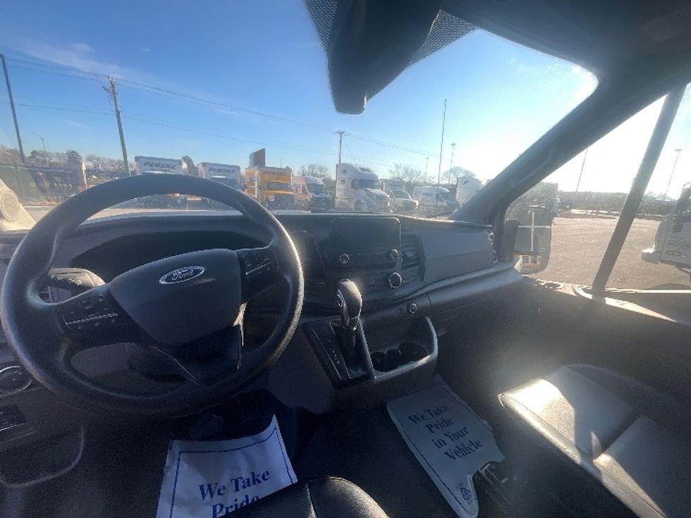 Cargo Van (Panel Van)-Light and Medium Duty Trucks-Ford-2023-Transit 250-Windsor-WI-30,567\n\t\tmiles-$ 61,500 - Image 16