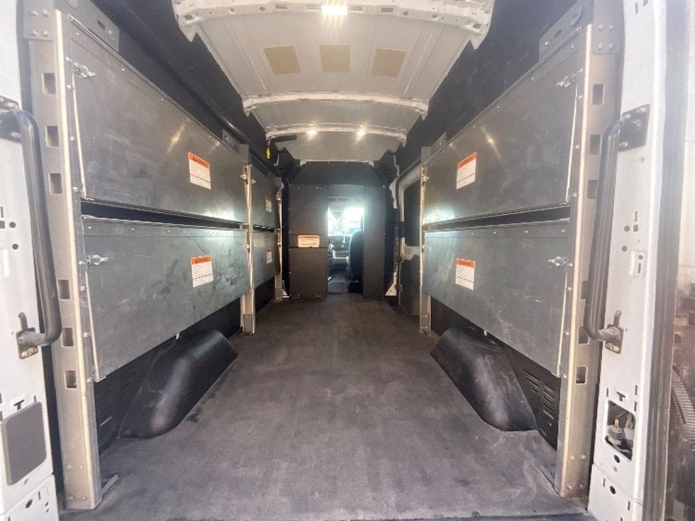 Cargo Van (Panel Van)-Light and Medium Duty Trucks-Ford-2023-Transit 250-Windsor-WI-30,567\n\t\tmiles-$ 61,500 - Image 8