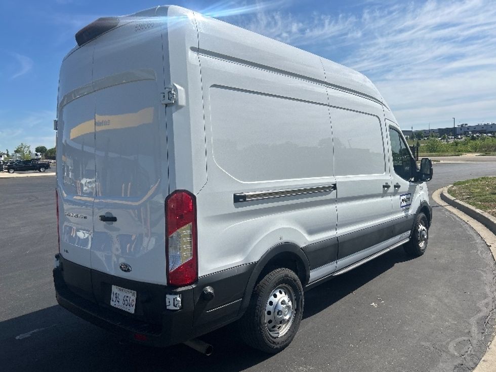Cargo Van (Panel Van)-Light and Medium Duty Trucks-Ford-2023-Transit 250-Windsor-WI-41,558\n\t\tmiles-$ 50,250 - Image 10
