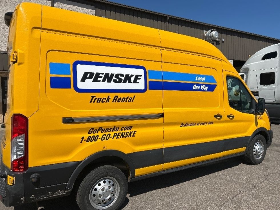 Cargo Van (Panel Van)-Light and Medium Duty Trucks-Ford-2023-Transit 250-Windsor-WI-79,675\n\t\tmiles-$ 42,500 - Image 12