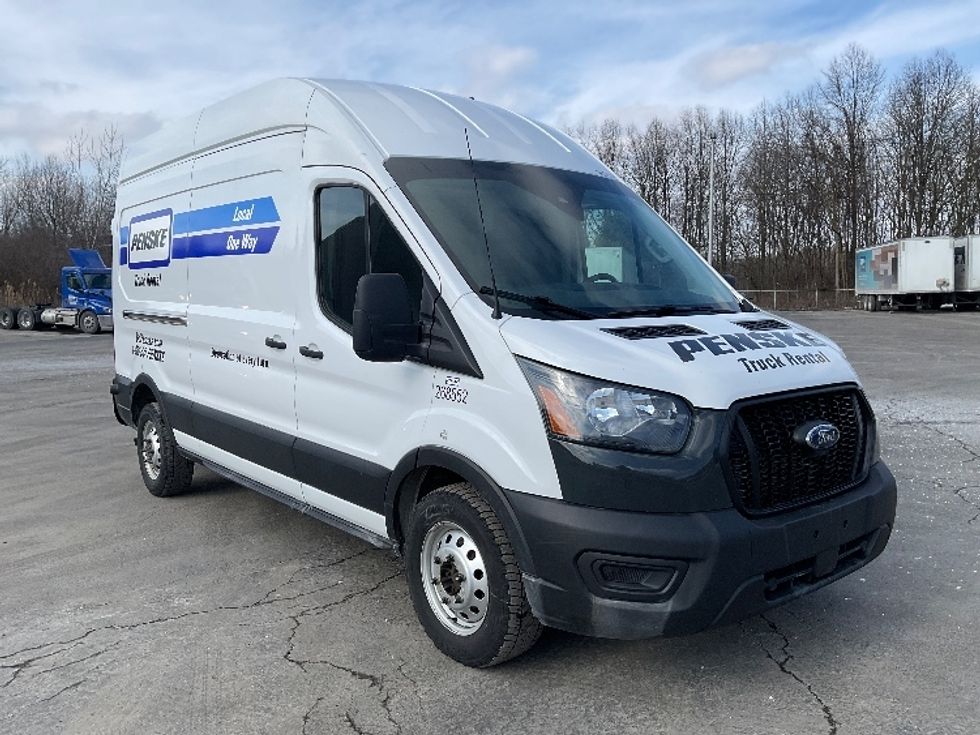 Cargo Van (Panel Van)-Light and Medium Duty Trucks-Ford-2023-Transit 250-Zelienople-PA-124,034\n\t\tmiles-$ 38,750 - Image 1