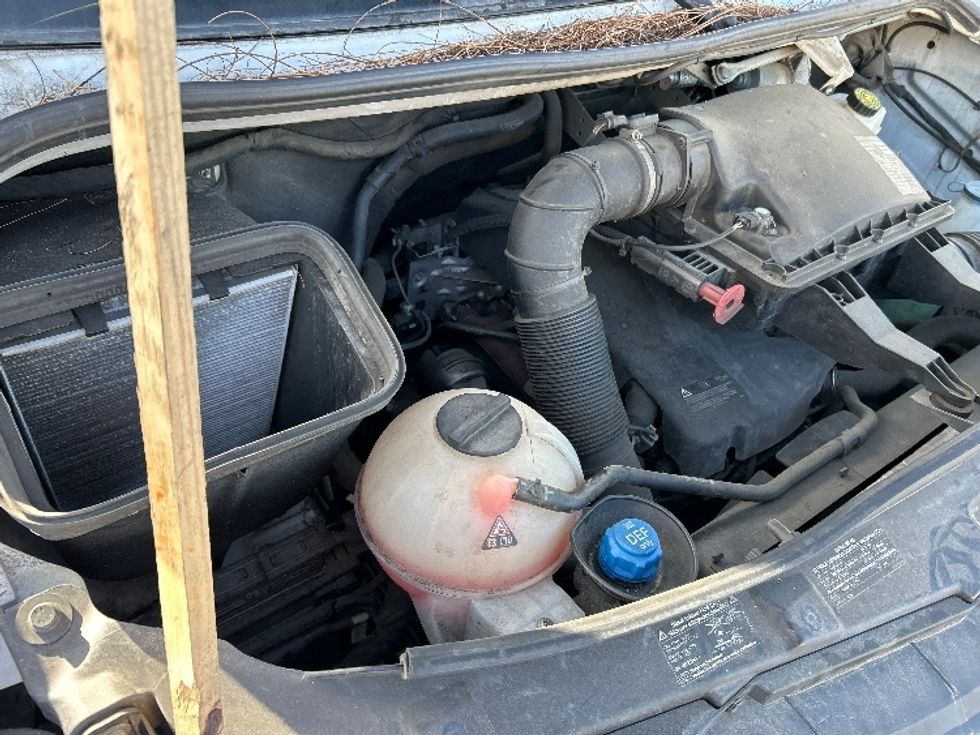 Cargo Van (Panel Van)-Light and Medium Duty Trucks-Freightliner-2015-Sprinter-Ventura-CA-198,780\n\t\tmiles-$ 16,500 - Image 22