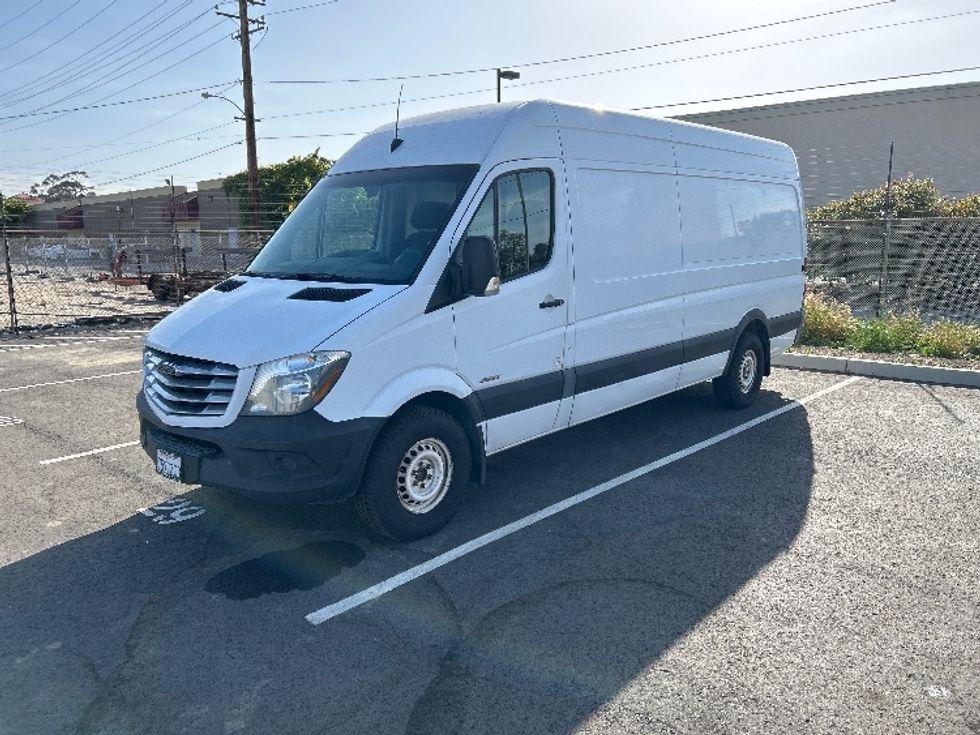 Cargo Van (Panel Van)-Light and Medium Duty Trucks-Freightliner-2015-Sprinter-Ventura-CA-198,780\n\t\tmiles-$ 16,500 - Image 3