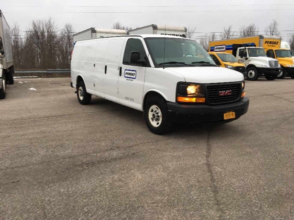 Used Cargo Vans for Sale in OH Penske Used Trucks