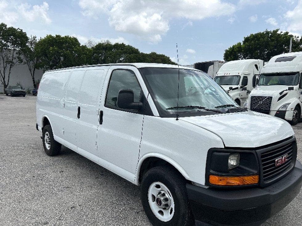 Used GMC Savana G23705 Cargo Vans for Sale Penske Used Trucks
