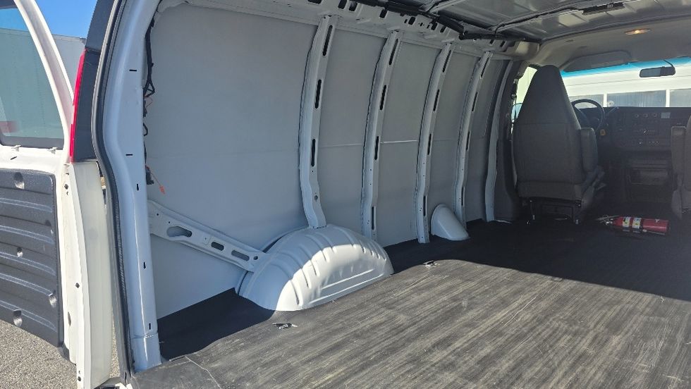 Cargo Van (Panel Van)-Light and Medium Duty Trucks-GMC-2018-Savana G23405-Milford-DE-7,174\n\t\tmiles-$ 29,250 - Image 10