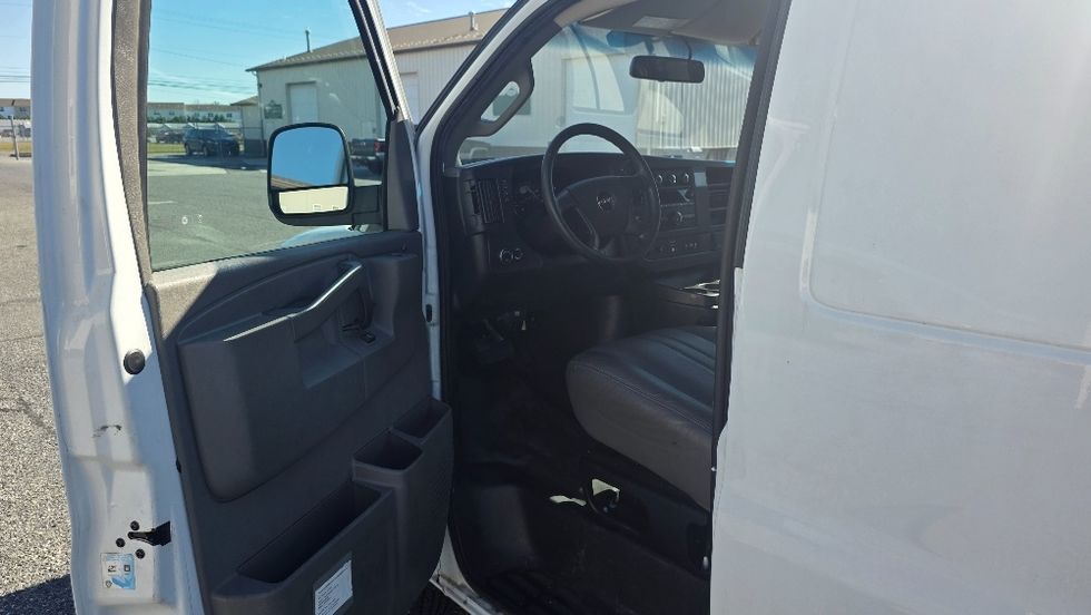 Cargo Van (Panel Van)-Light and Medium Duty Trucks-GMC-2018-Savana G23405-Milford-DE-7,174\n\t\tmiles-$ 29,250 - Image 15