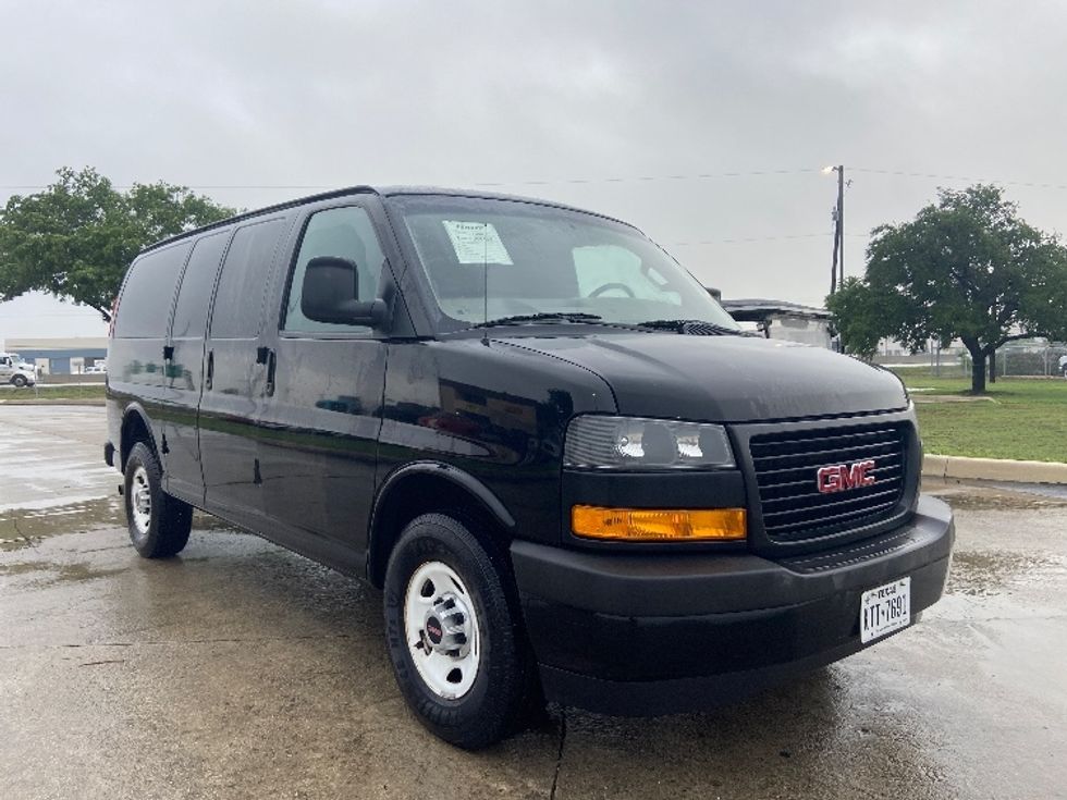 Cargo Van (Panel Van)-Light and Medium Duty Trucks-GMC-2018-Savana G23405-San Antonio-TX-52,340\n\t\tmiles-$ 24,250 - Image 1