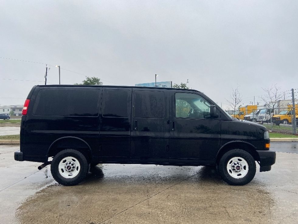Cargo Van (Panel Van)-Light and Medium Duty Trucks-GMC-2018-Savana G23405-San Antonio-TX-52,340\n\t\tmiles-$ 24,250 - Image 13